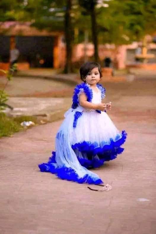 beautiful trending Party Dress Kids Girls, Code 511