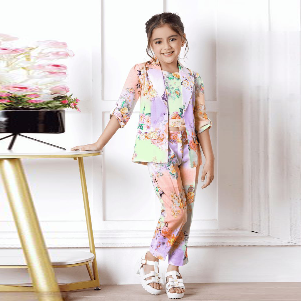 🌸 Beautiful Little Petal Luxe Blazer Set 1981